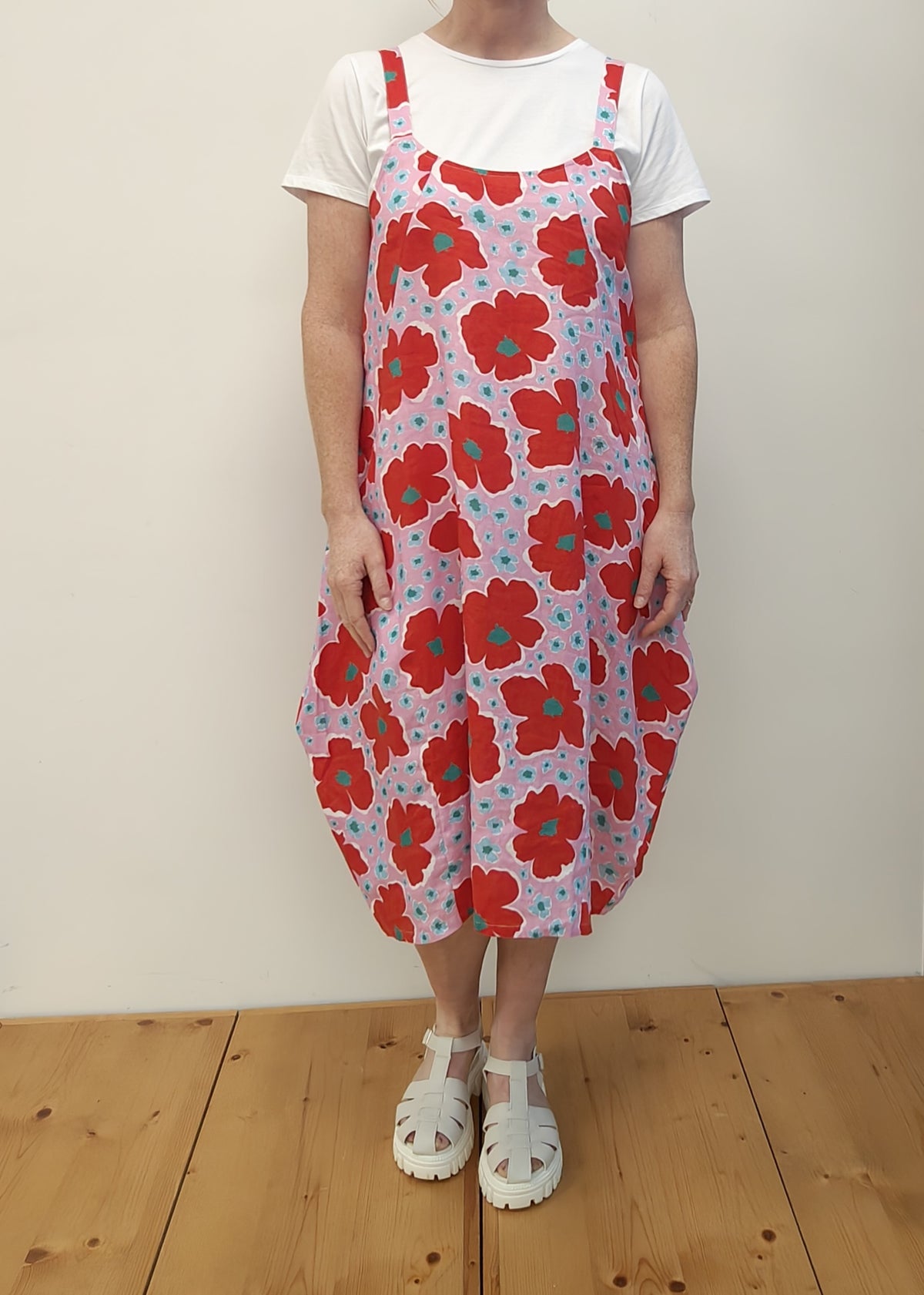 ADJUSTABLE STRAPS DRESS Vibrant Floral