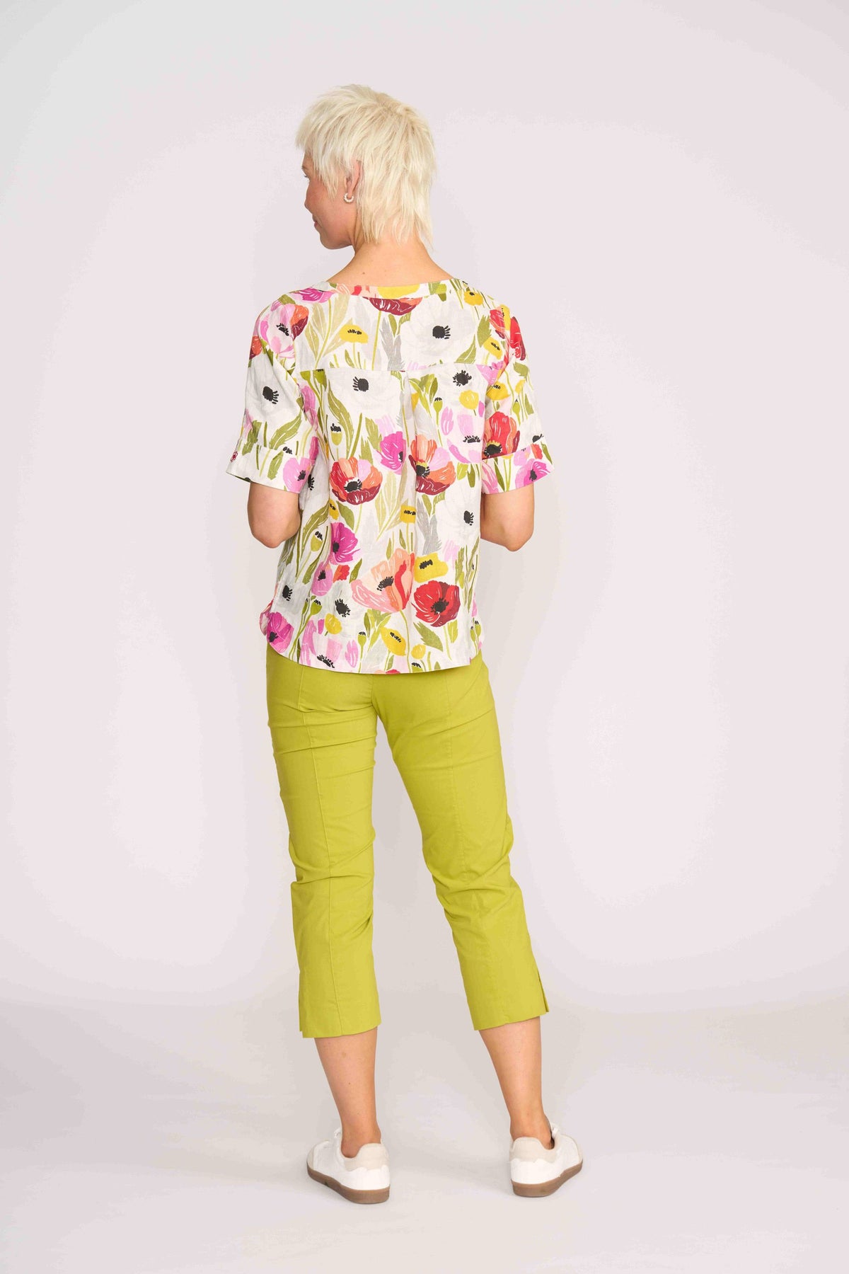 SWING OUT TOP Poppies