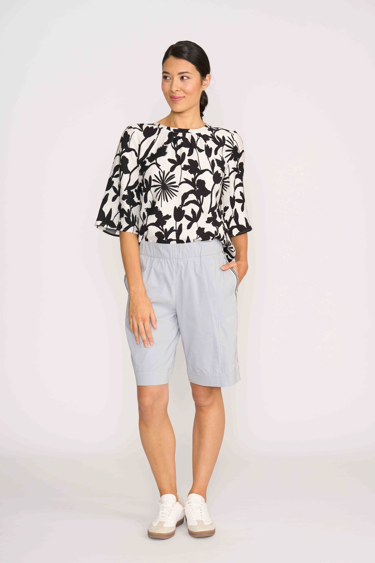 3 SCOOPS TOP Silhouette