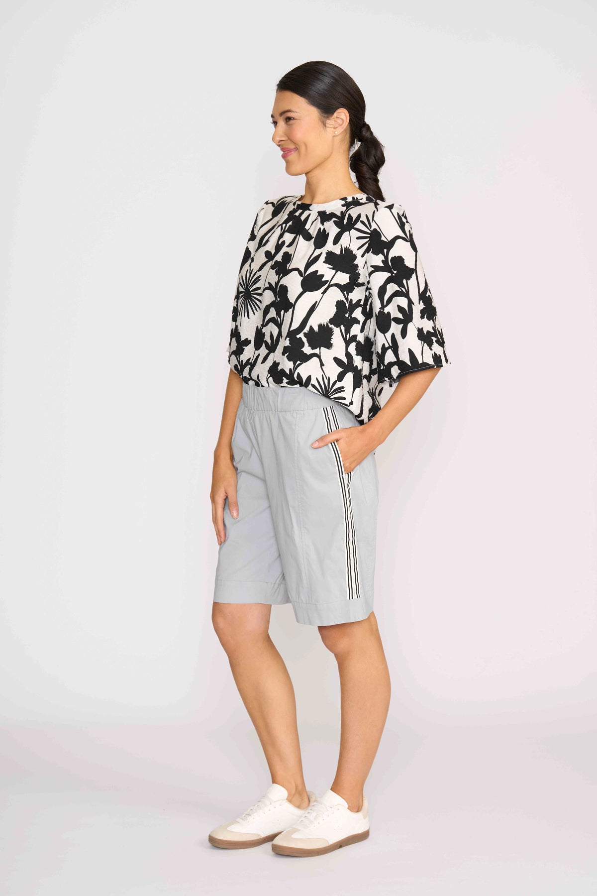 3 SCOOPS TOP Silhouette