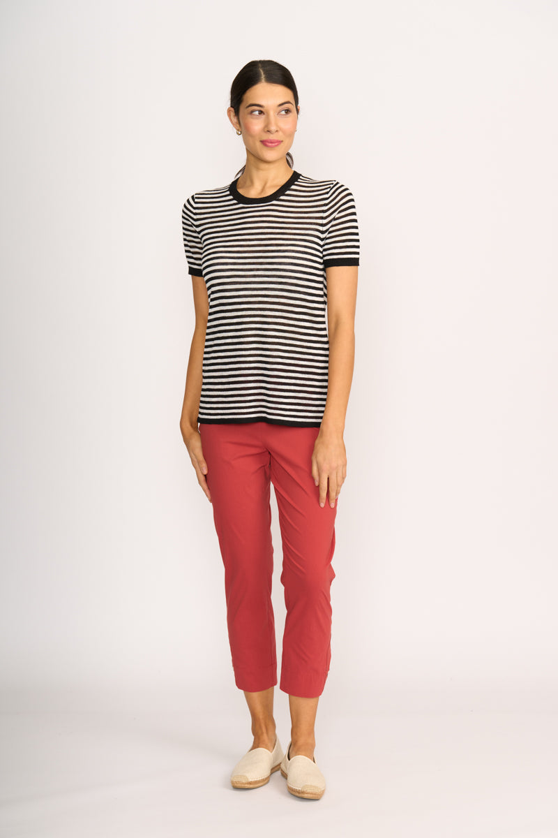 WHY NOT TOP Black & White