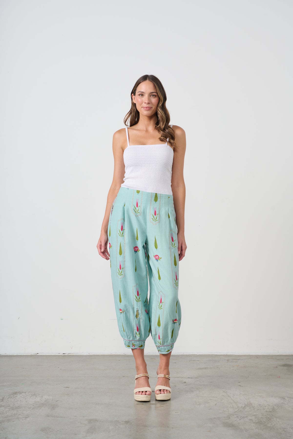 Pant Garden Block Print & Tapered Hem