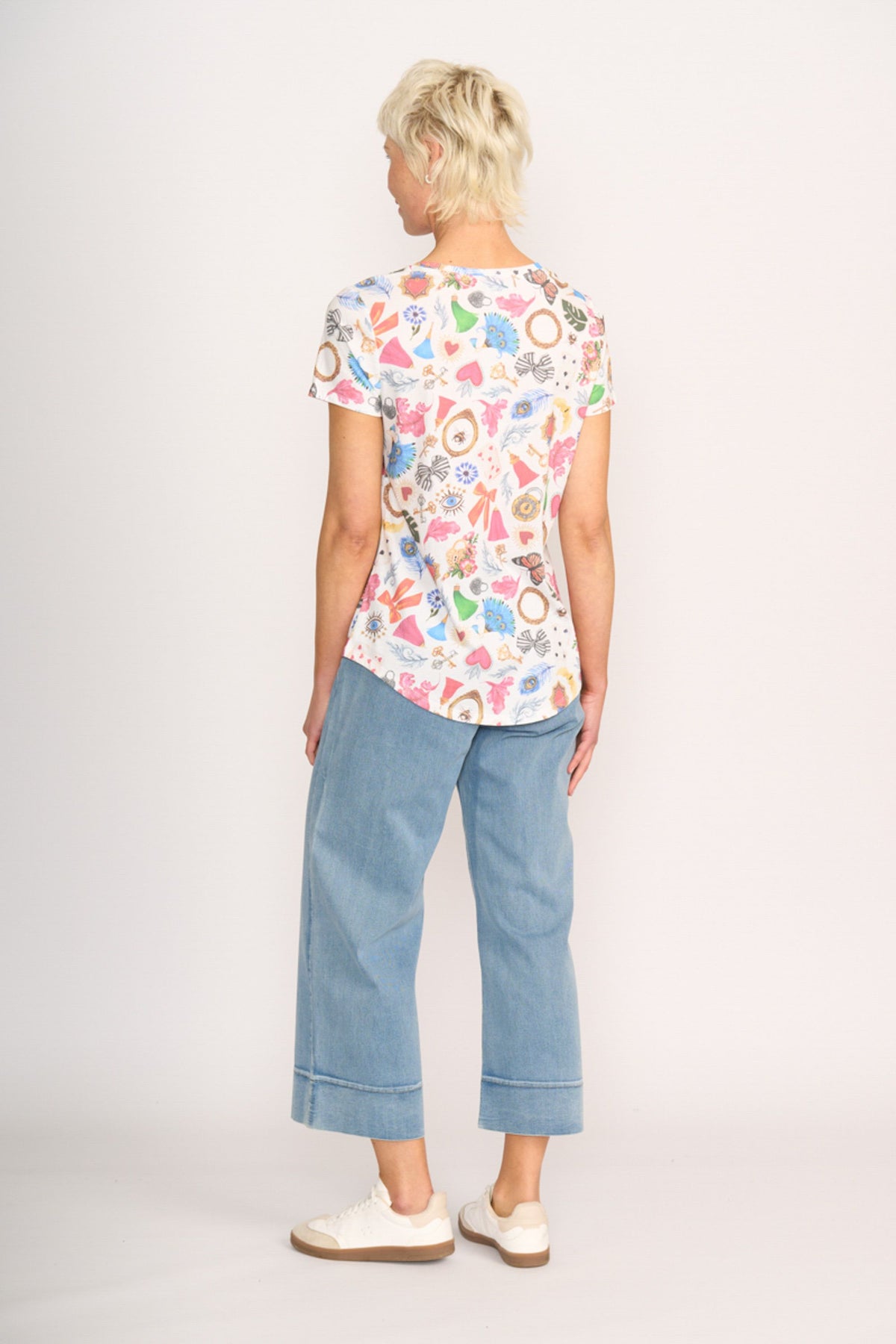 T SHIRT ROUND NECK Treasure