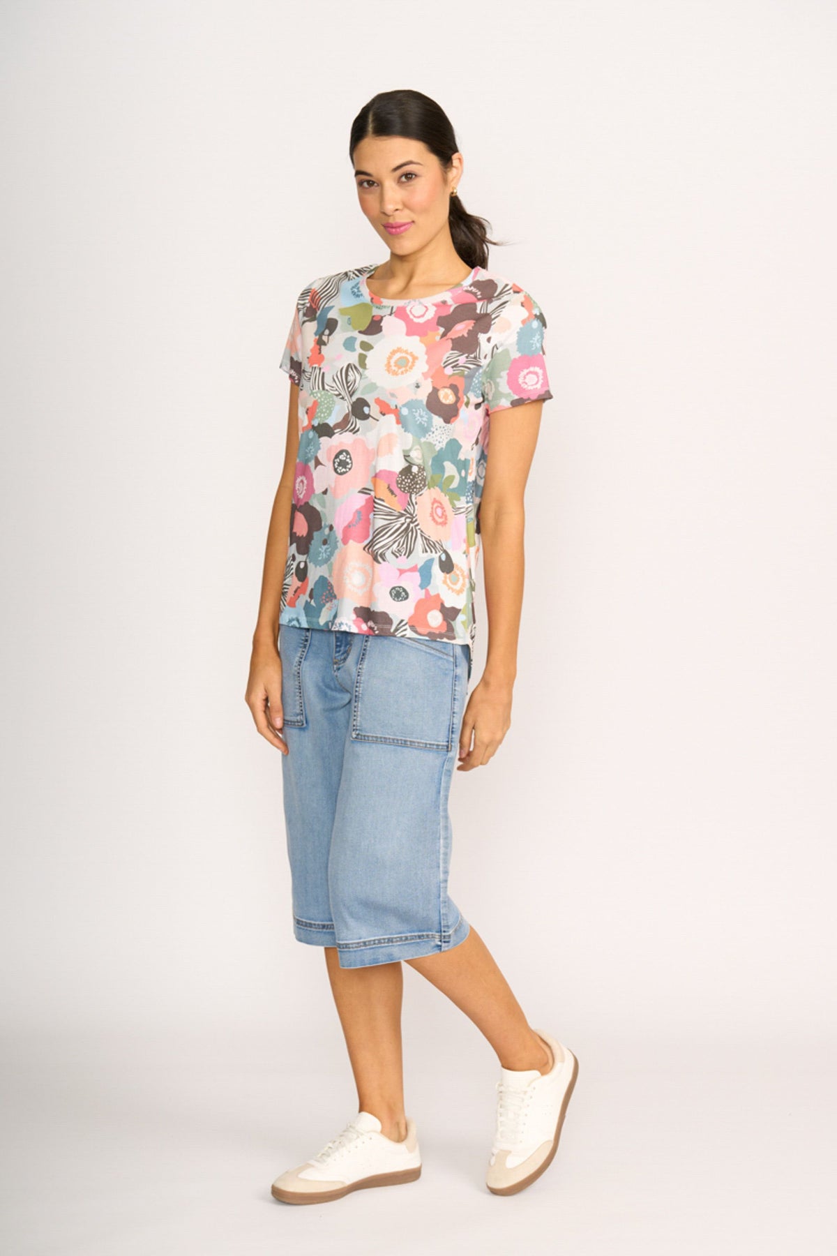 T SHIRT  ROUND NECK Bow-tiful Floral