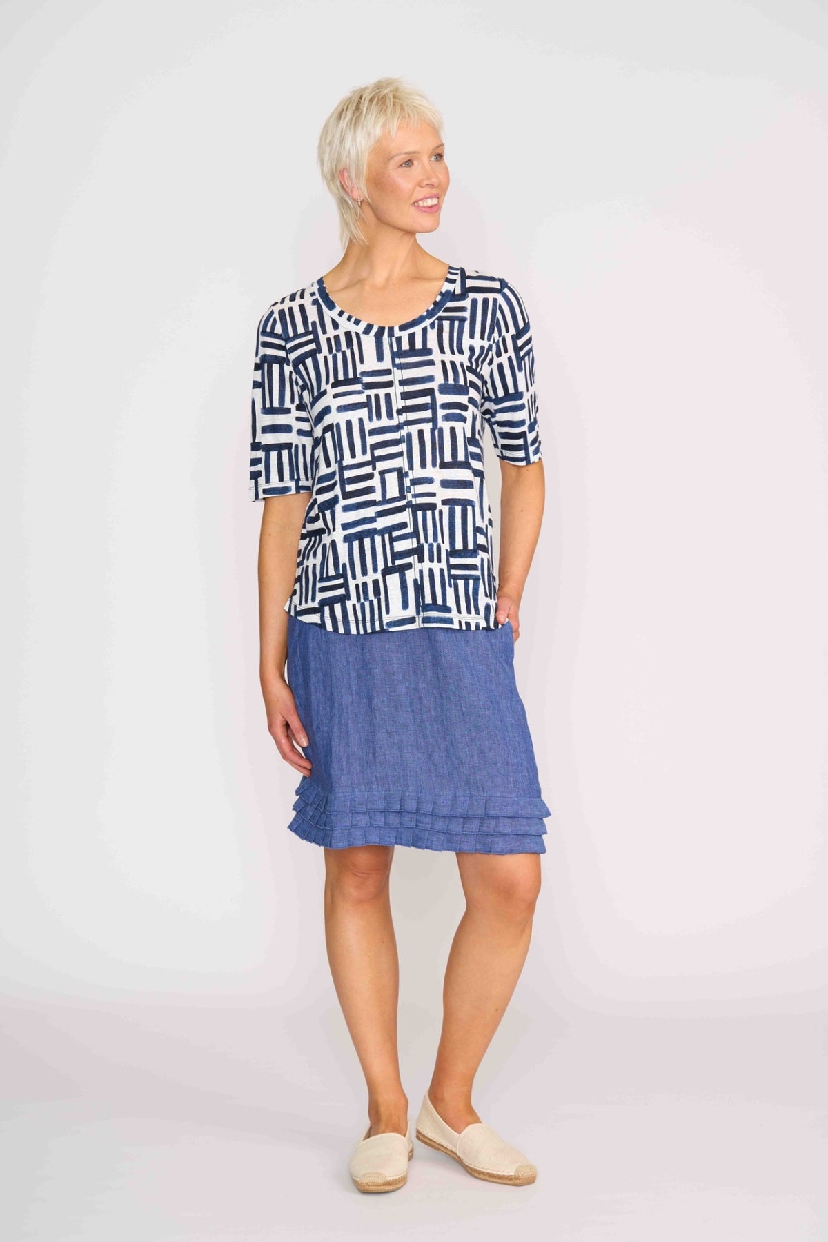 LEADING LADY TOP Block & Roll