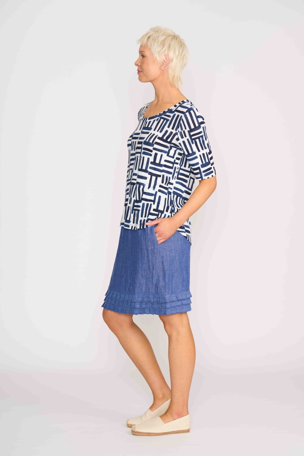 LEADING LADY TOP Block & Roll