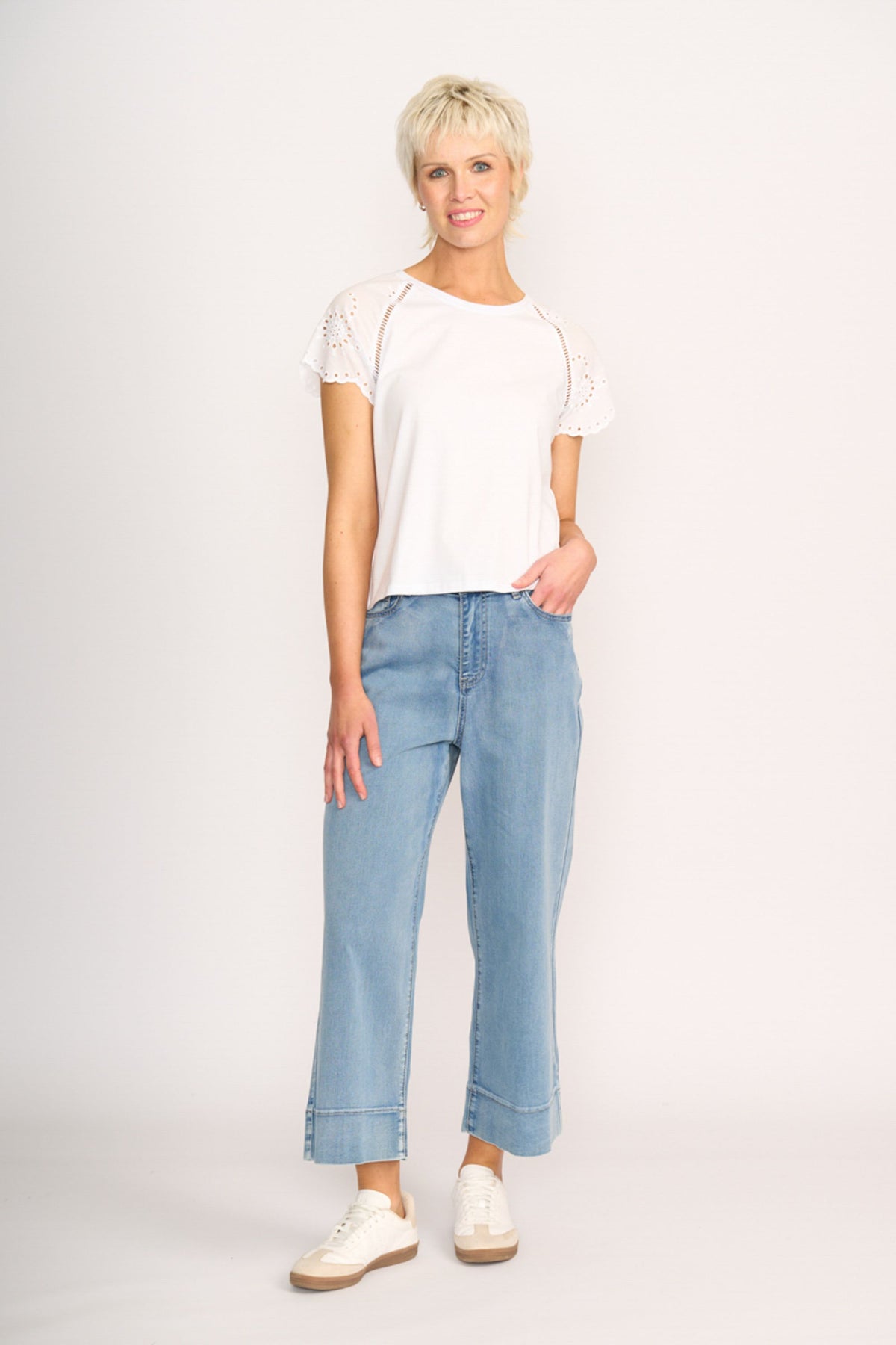 T SHIRT  BRODERIE SLEEVE White