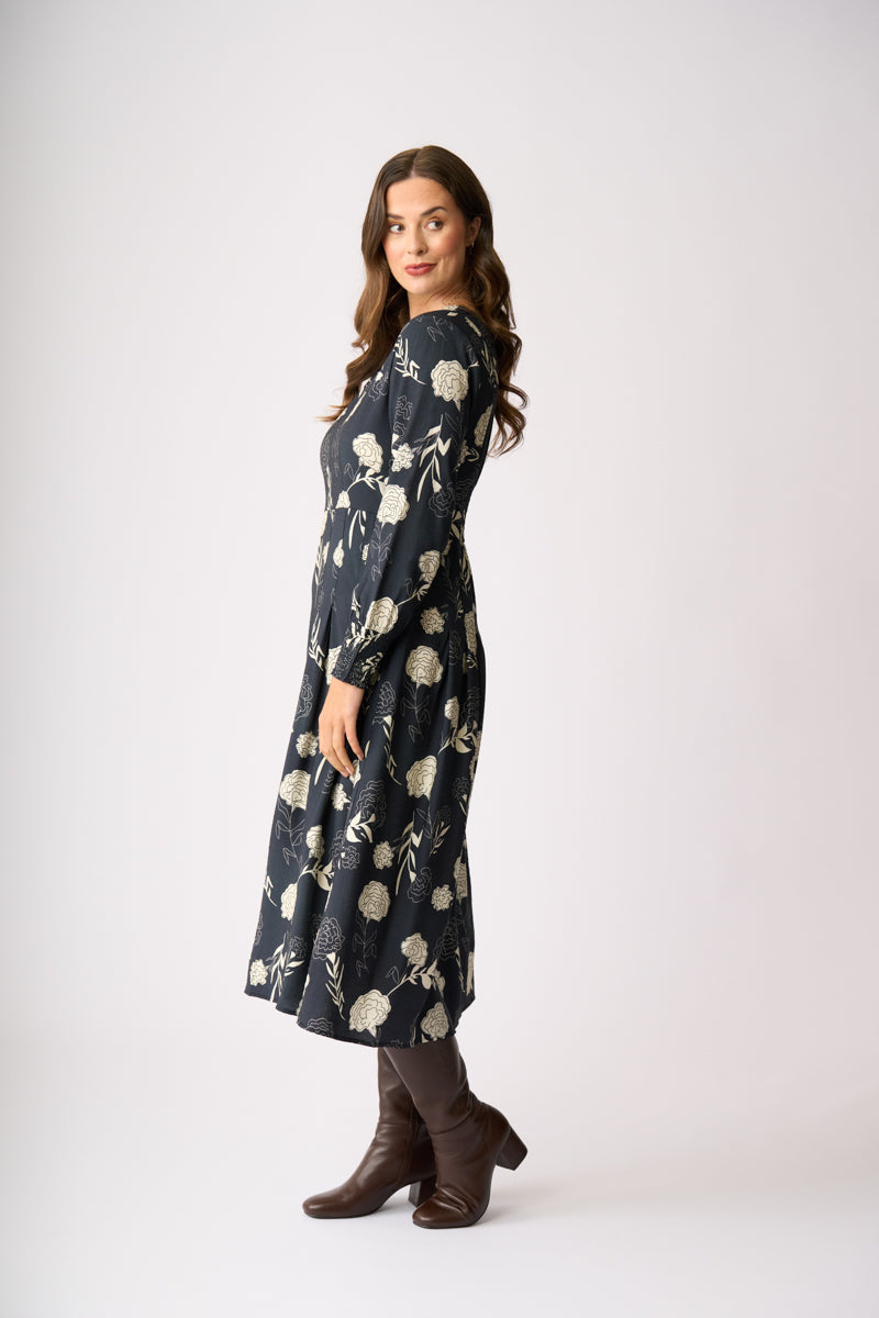 PLEATS PLEASE DRESS Midnight Blooms