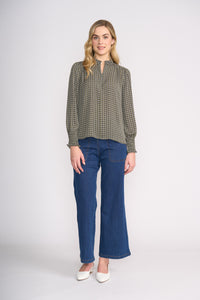 ZIPPED UP BLOUSE Line Work