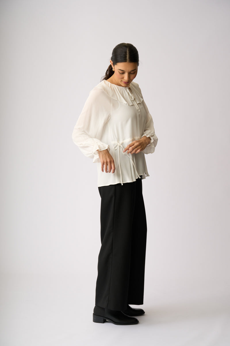 RUFFLE BLOUSE Vanilla