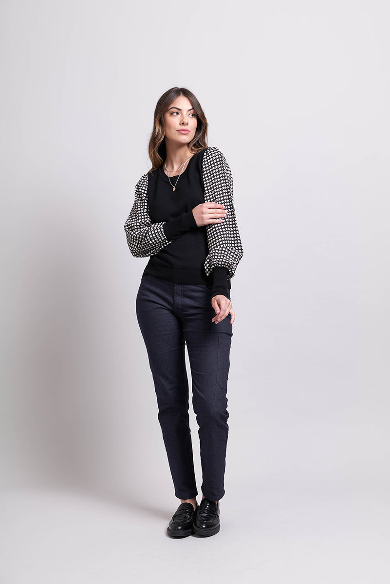 Contrast Woven Sleeve Top in Black / Houndstooth