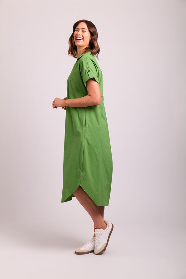 Collar & Cocoon Dress in Apple