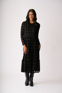 LONG SLEEVE, TIERED HEM DRESS Black Check