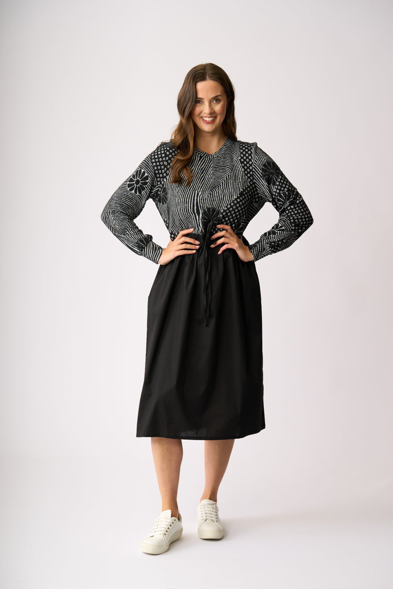 TWO HALVES DRESS Spot Floral