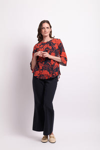 Gathered Scoop Hem Top in Rust Blooms