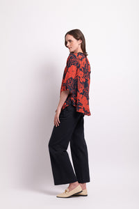 Gathered Scoop Hem Top in Rust Blooms