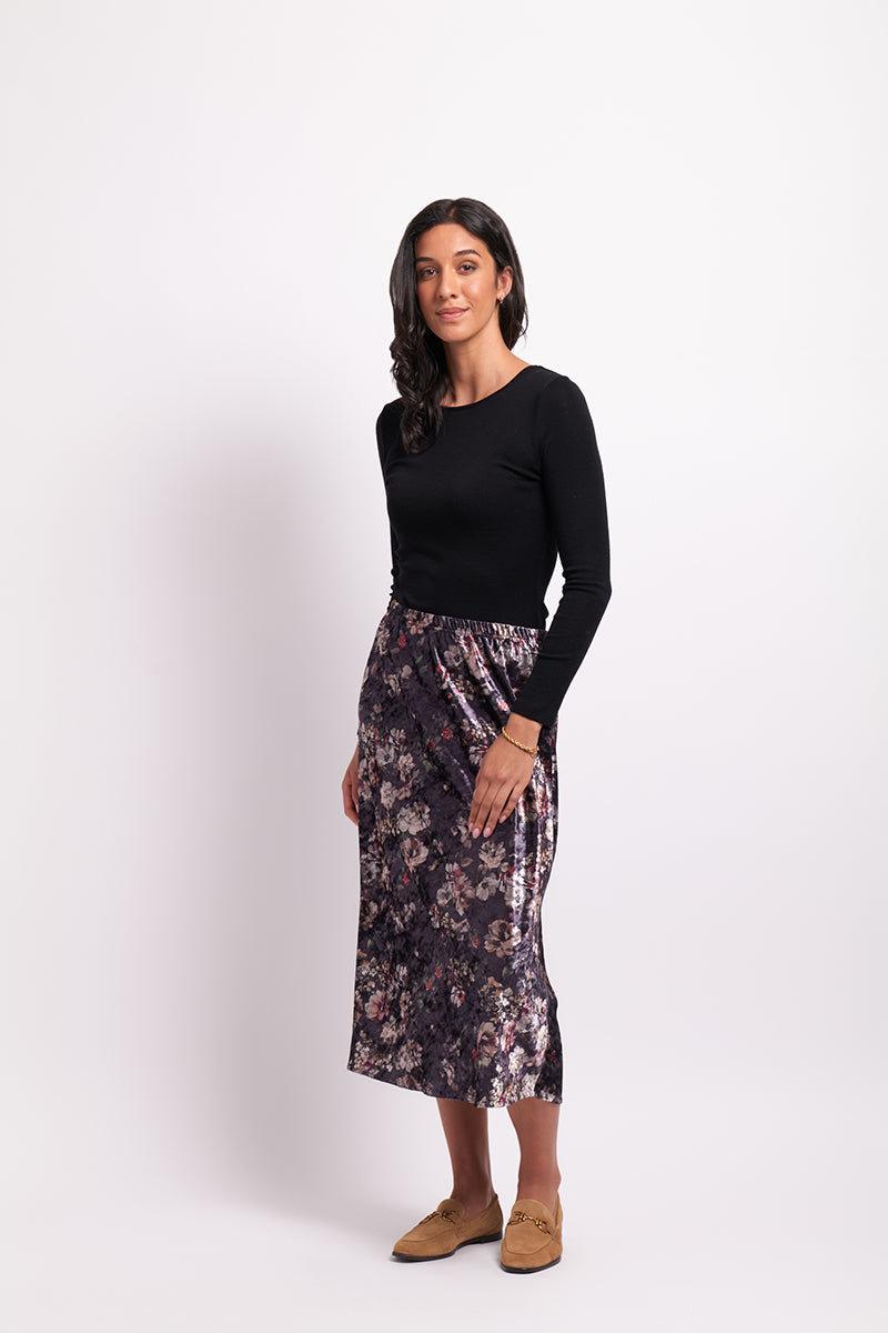 Velveteen Skirt in Steel Floral