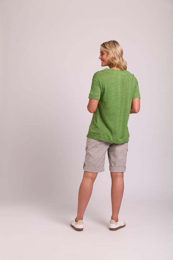 Cargo Shorts Roll Cuff in Light Khaki