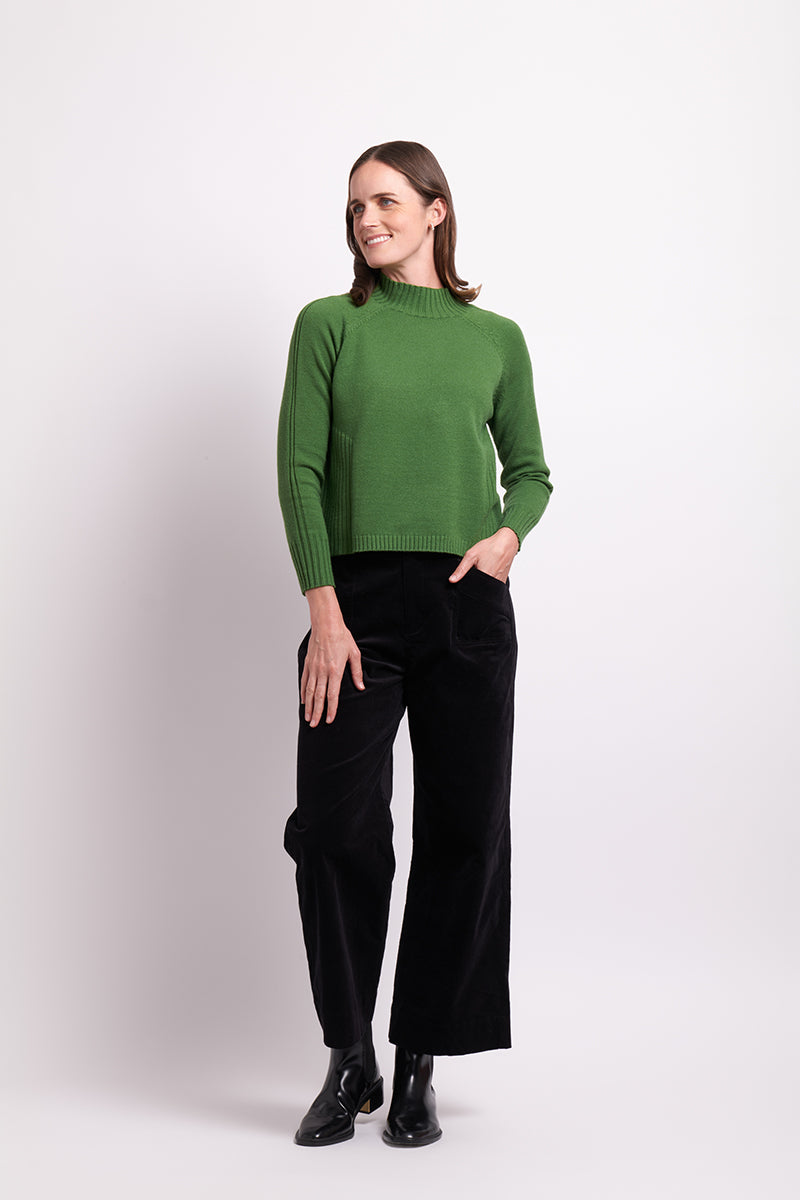 Cropped Turtle Neck Jumper in Green