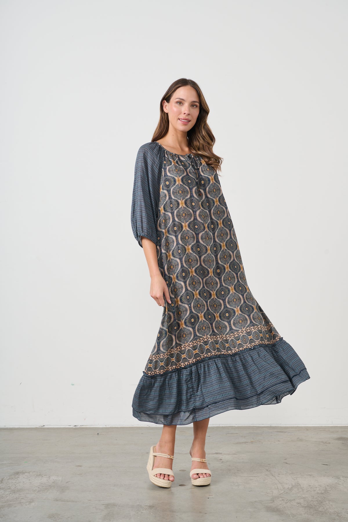 Dress Kosmos Print w/Raglan Sleeve