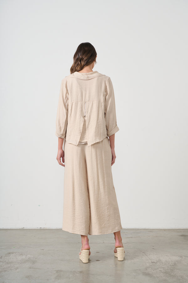 Jacket Back Feature Bone