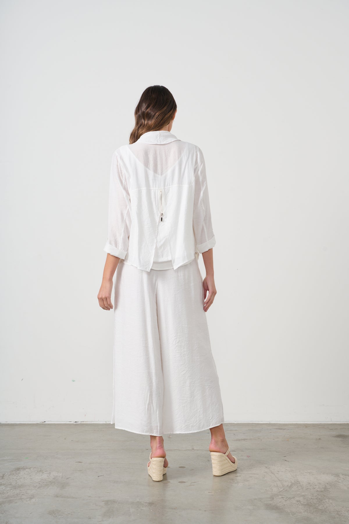 Jacket Back Feature White