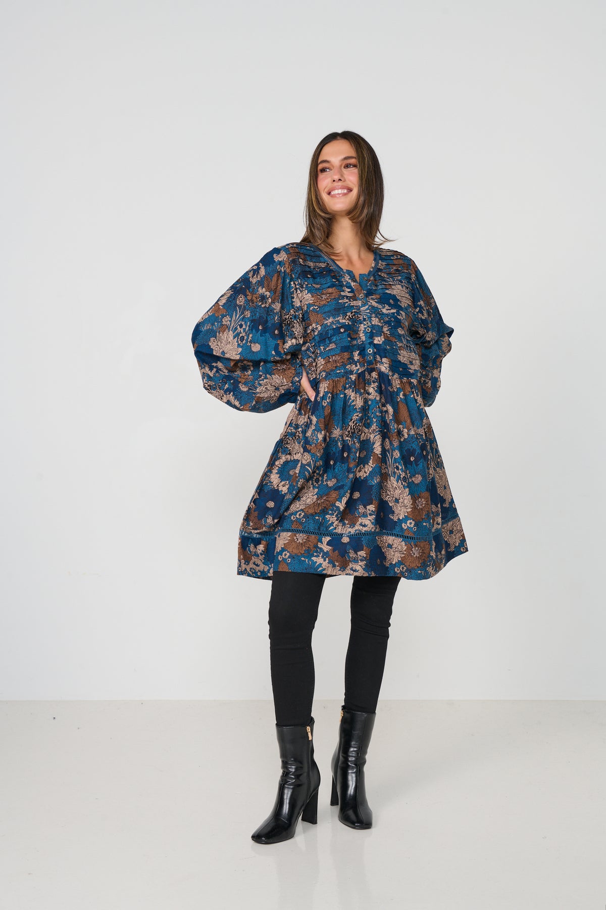 Tunic Venetian Panels Oversize Sleeve Print