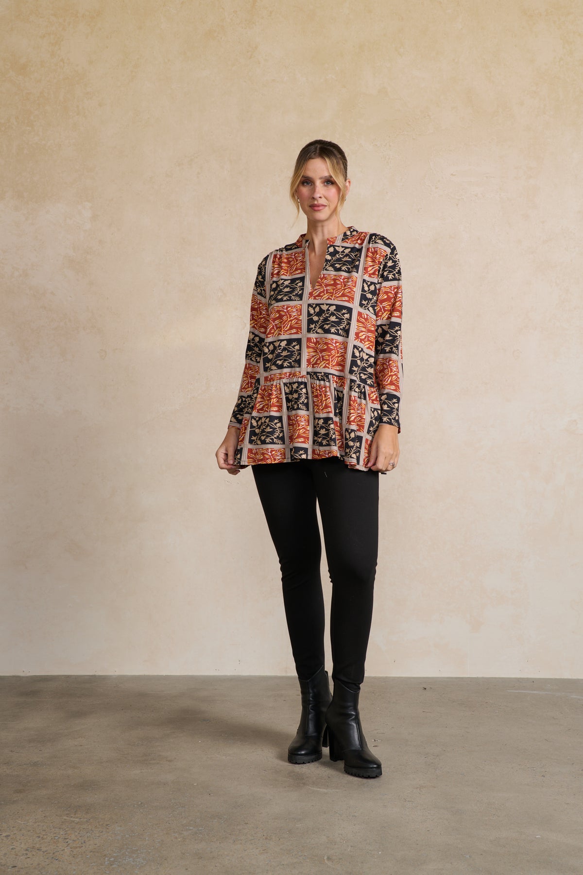 Tunic Framed Leaves Print VNeck