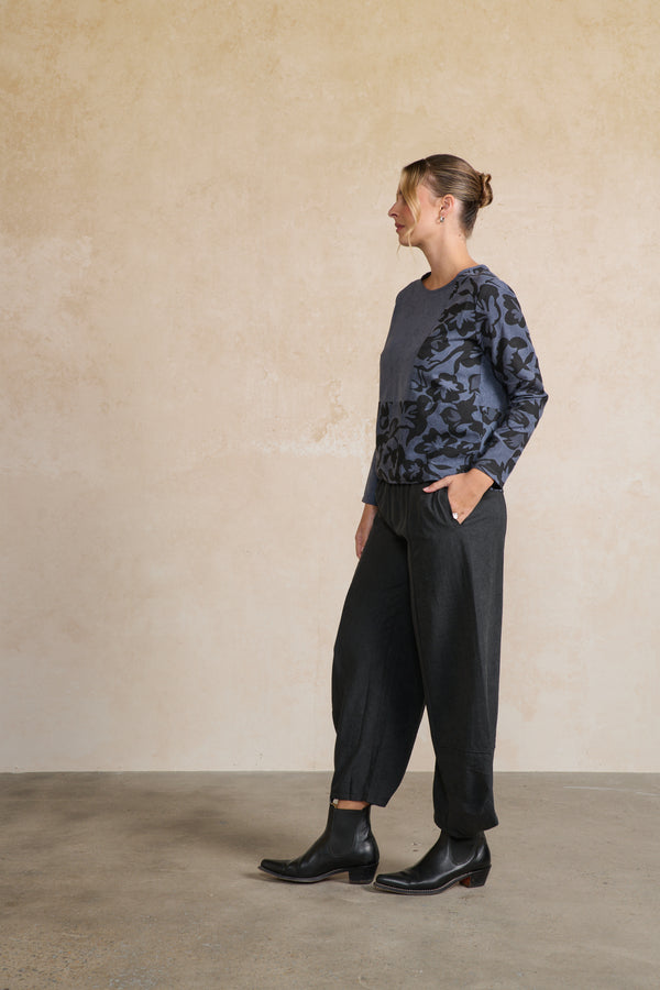 Pant  Panelled in Charcoal
