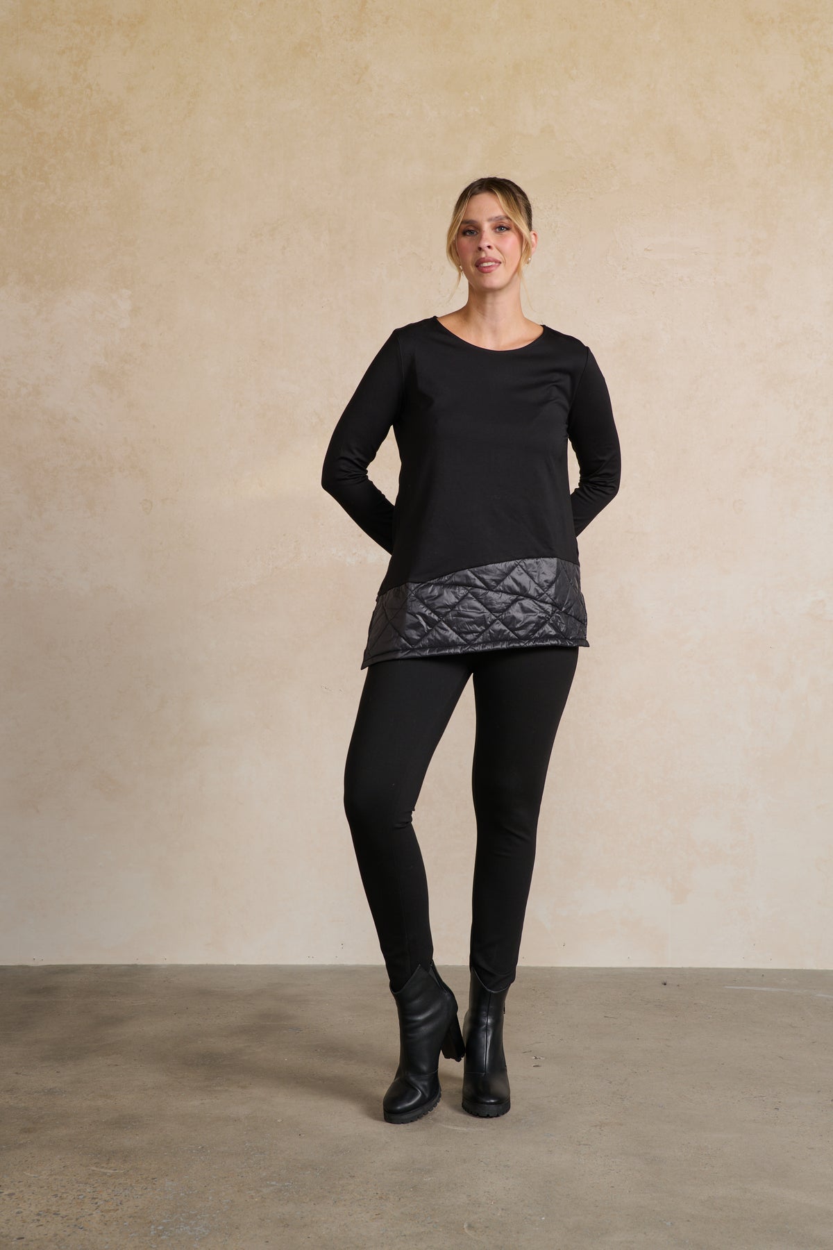 Puffer Quilted Panels Top Black
