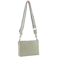 Pierre Cardin Leather Hand Bag in Mint 15